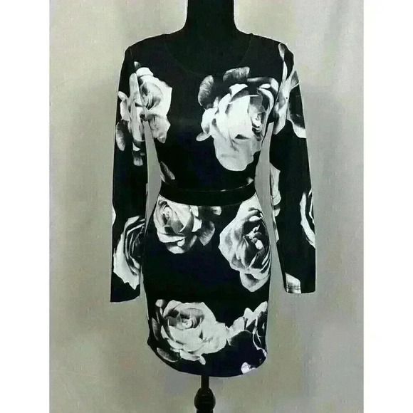 L'Atiste by Amy Womens SM Mini Shift Dress Navy Blue White Floral Long Sleeve - Picture 2 of 10